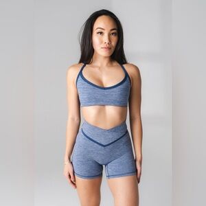 NEW Sports Bra‎  M - Balance Athletica  (Vitality)  Daydream V Bra - Navy Sky